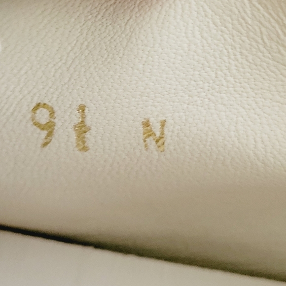 NEW Amalfi By Rangoni Firenze Brown Suede Sneakers Size 9.5 - Picture 8 of 8